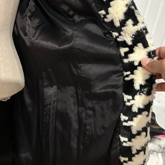 Express women’s long coat New without tags size 9-10 - Picture 6 of 12